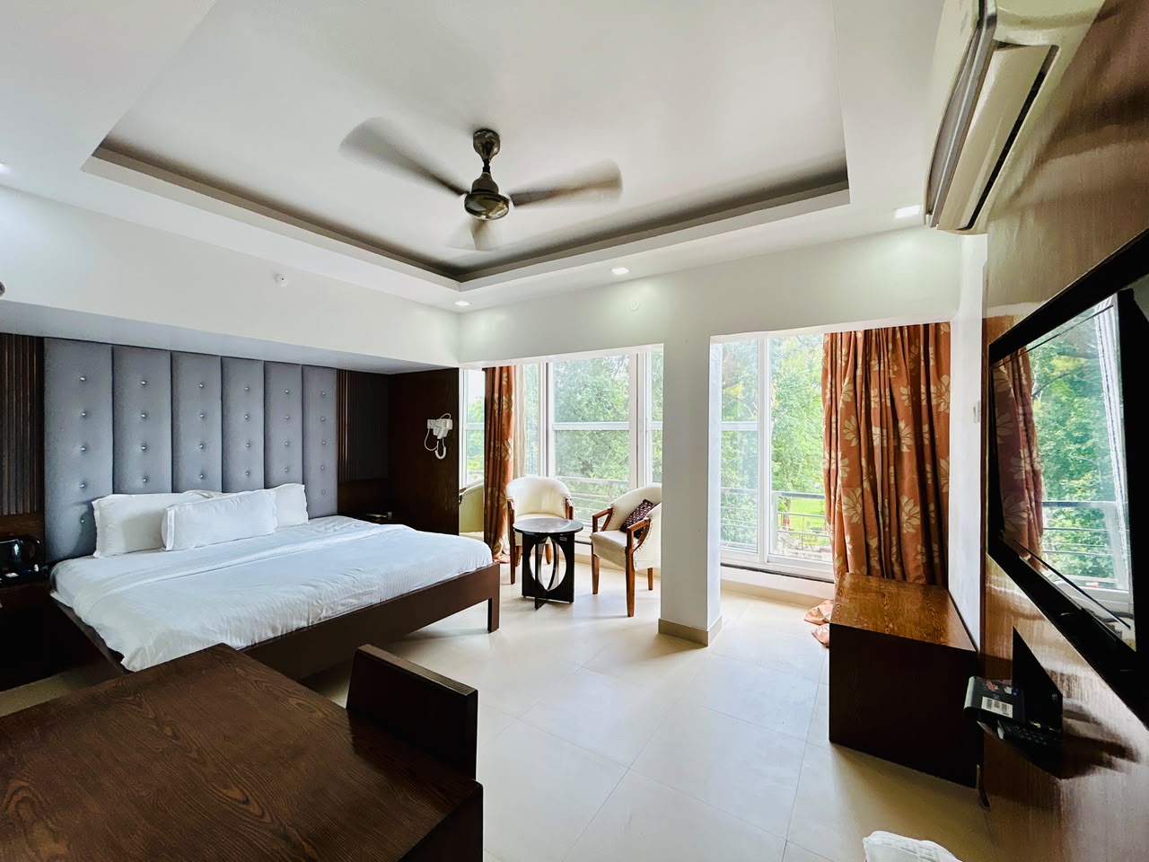 Super Deluxe room at Hotel Tathagat
